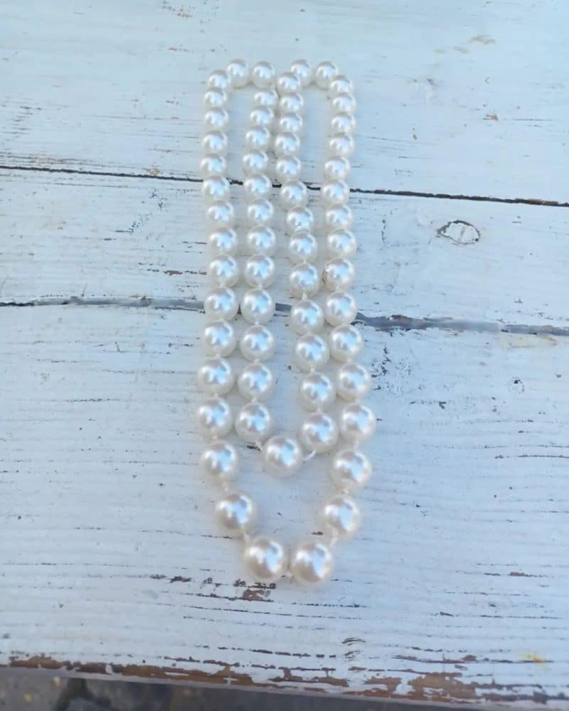Smuk retro halskæde med kunst perler.