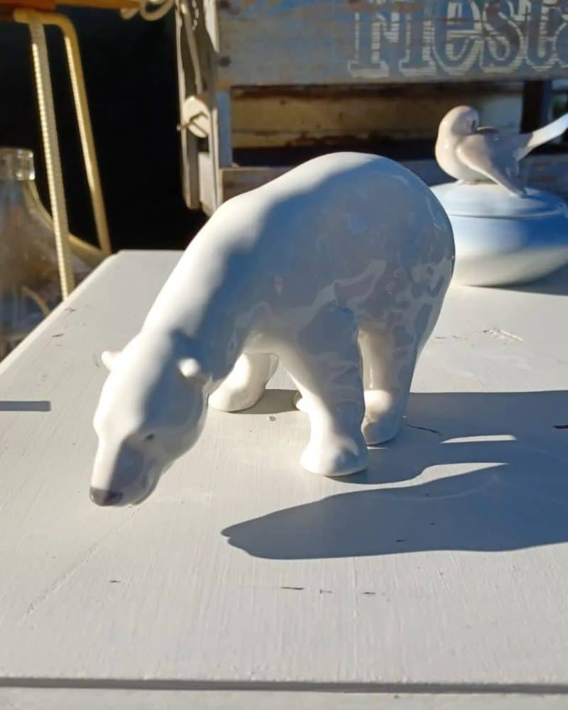 Fantastisk Lille isbjørn designet af Carl Johan Bonnesen for Royal Copenhagen. 