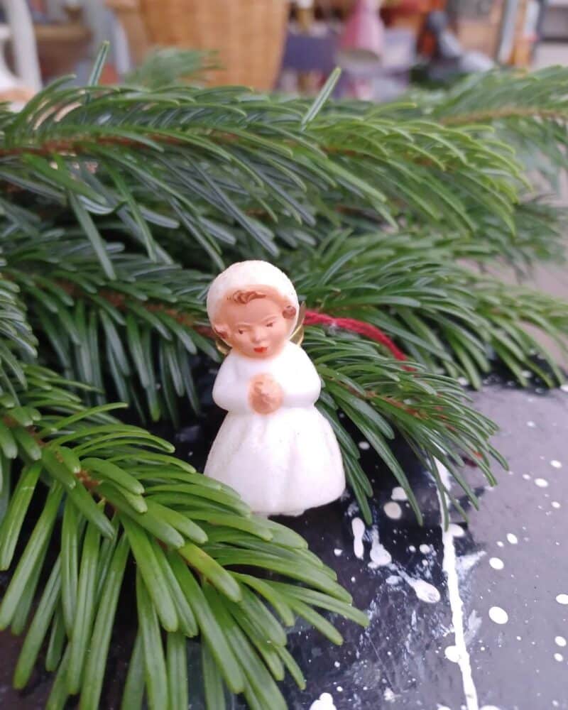 Utrolig skøn lille engel til at hænge på juletræet