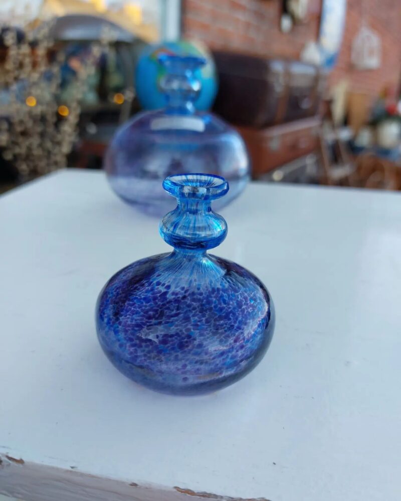Fantastisk vintage Kosta boda Puple Blue Art glas vase fra 1986.