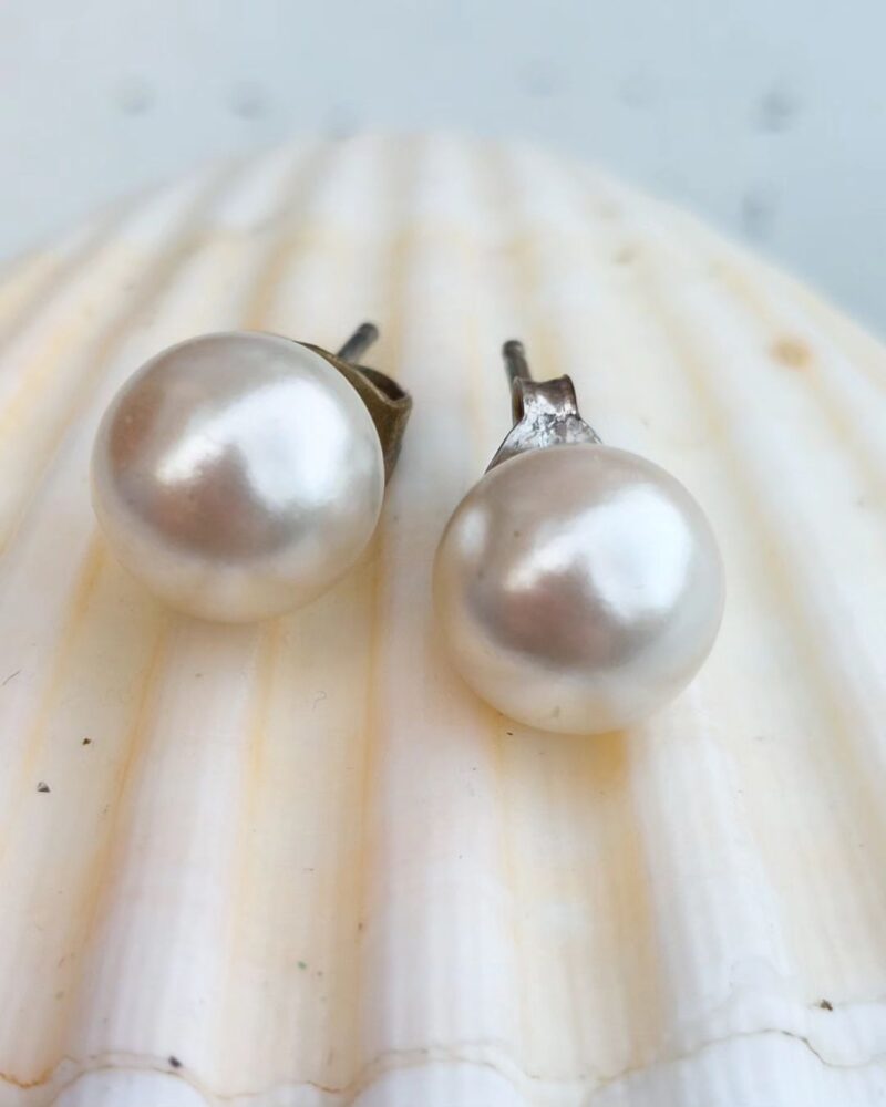 Smukke vintage perle ørestikker